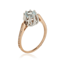 обзорное фото Золотое кольцо с топазом и фианитами 028629  Золотые кольца с топазом