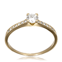 Золотое кольцо с бриллиантами R0578