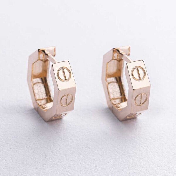 Золотые серьги Лав без вставоком 038385 детальное изображение ювелирного изделия Золотые серьги без вставок Золотые серьги Лав без вставоком 038385 детальное изображение ювелирного изделия Золотые серьги без вставок