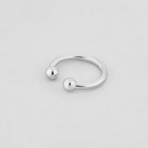 Серебряная серьга каффа без прокола 925 пробы 037740 детальное изображение ювелирного изделия Серебряные серьги без вставок Серебряная серьга каффа без прокола 925 пробы 037740 детальное изображение ювелирного изделия Серебряные серьги без вставок