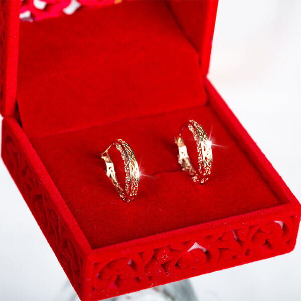 золотые серьги с камнями золотые серьги с камнями