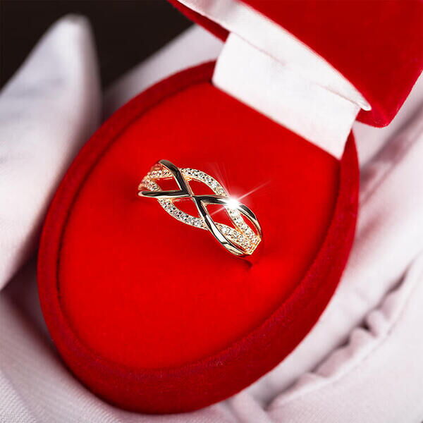 красивое золотое кольцо красивое золотое кольцо