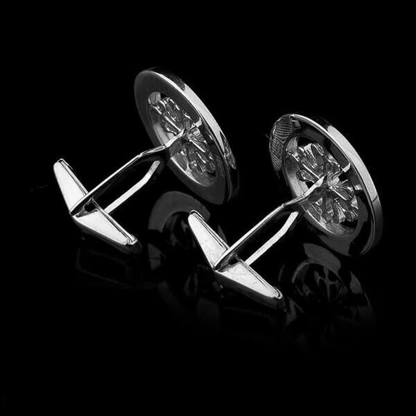 Запонки из белого золота для мужской рубашки Запонки из белого золота для мужской рубашки