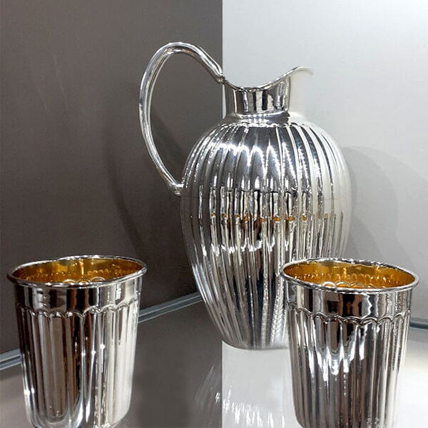 Серебряный набор Благородный кувшин и стаканы 031814 детальное изображение ювелирного изделия Наборы столового серебра Серебряный набор Благородный кувшин и стаканы 031814 детальное изображение ювелирного изделия Наборы столового серебра