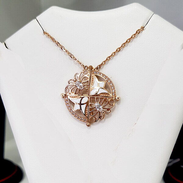 Золоте кольє трансформер на магнітах з емаллю і фіанітами 031647 детальне зображення ювелірного виробу Золоте кольє трансформер на магнітах з емаллю і фіанітами 031647 детальне зображення ювелірного виробу