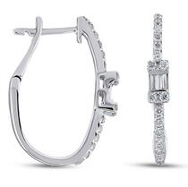 обзорное фото Серьги на английской застежке с бриллиантами в белом золоте 039236  Золотые серьги с бриллиантами