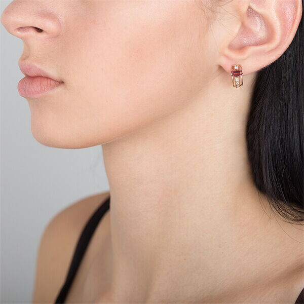 Золотые серьги с гранатом  Золотые серьги с гранатом