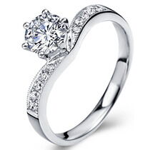 оглядове фото Каблучка з білого золота з діамантами 030898