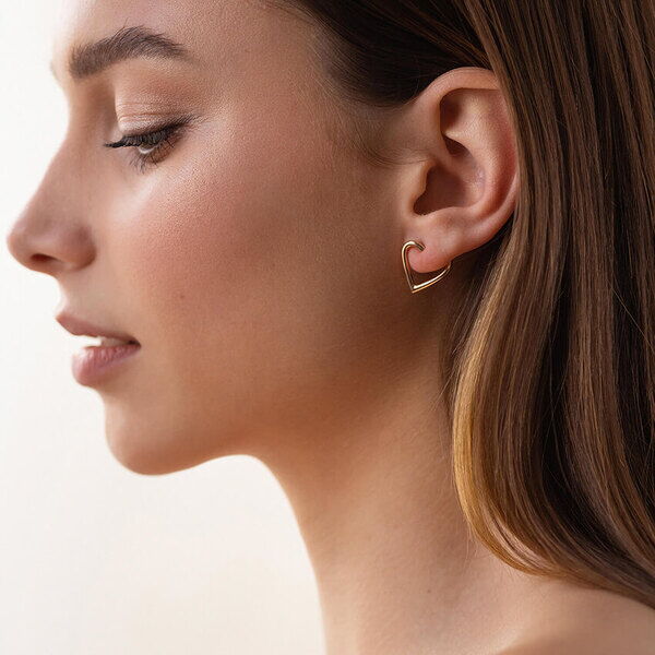 Золотые серьги пуссеты сердечки "Нежность" 037946 детальное изображение ювелирного изделия Золотые серьги пуссеты Золотые серьги пуссеты сердечки "Нежность" 037946 детальное изображение ювелирного изделия Золотые серьги пуссеты