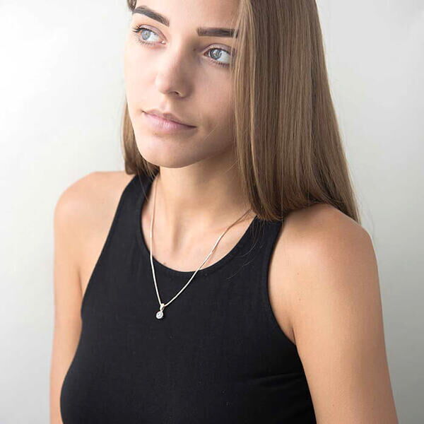 маленький кулон с топазом и фианитами маленький кулон с топазом и фианитами