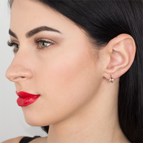 Золотые серьги с алмазной гранью Золотые серьги с алмазной гранью