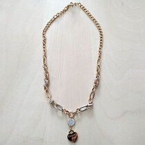 обзорное фото Шикарное эксклюзивное колье в комбинированном золоте, в стиле Тиффани с фианитами 033350 Золотые колье с камнями обзорное фото Шикарное эксклюзивное колье в комбинированном золоте, в стиле Тиффани с фианитами 033350  Золотые колье с камнями