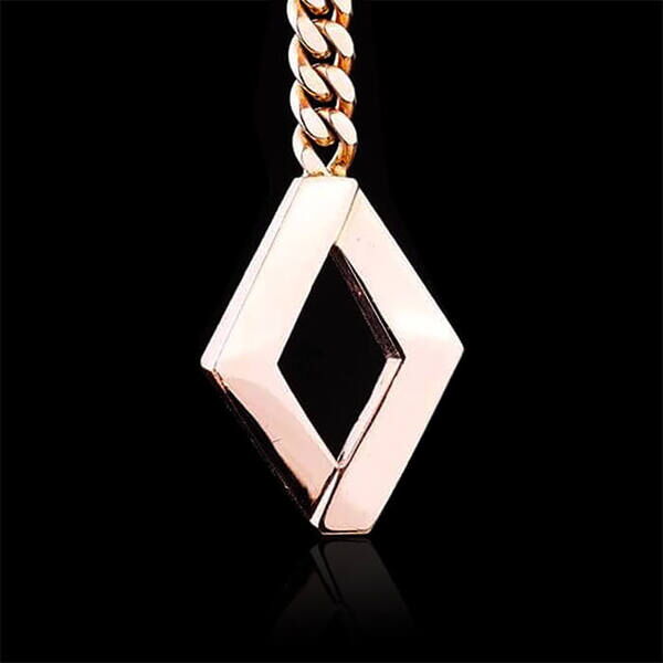 Брелок с логотипом Reno красное золото Брелок с логотипом Reno красное золото