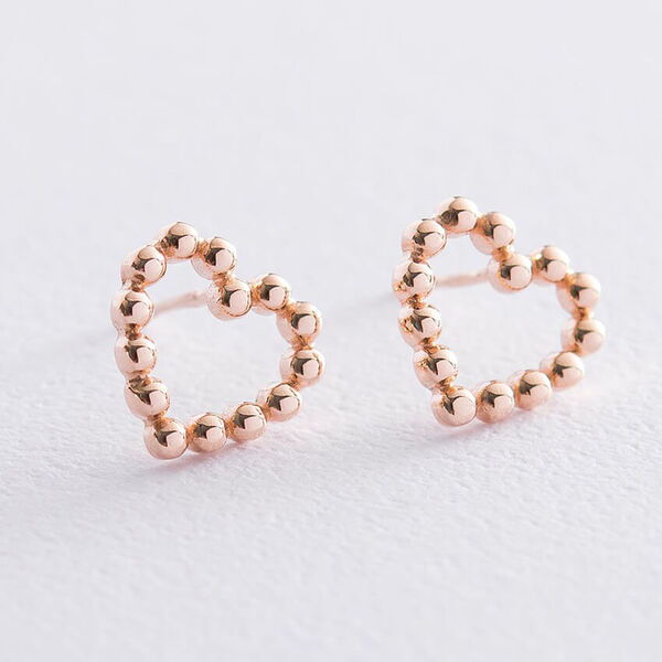 Золотые серьги гвоздики в оригинальном стиле с сердечком без вставок 037716 детальное изображение ювелирного изделия Золотые серьги без вставок Золотые серьги гвоздики в оригинальном стиле с сердечком без вставок 037716 детальное изображение ювелирного изделия Золотые серьги без вставок