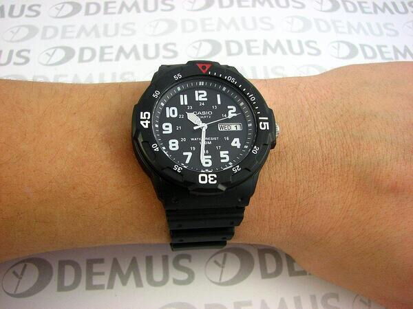Часы CASIO MRW-200H-1BVEF-1 Часы CASIO MRW-200H-1BVEF-1