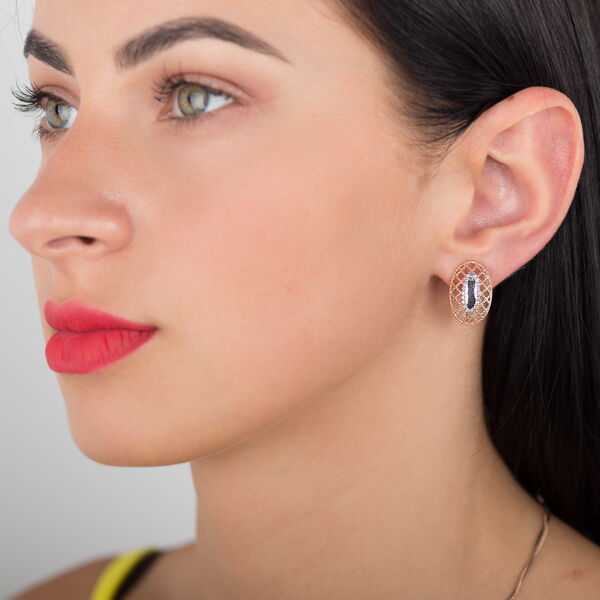 Золотые серьги с цирконием