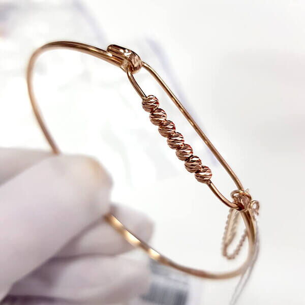 Золотой браслет Булавка с шариками 033224 детальное изображение ювелирного изделия Золотые браслеты Золотой браслет Булавка с шариками 033224 детальное изображение ювелирного изделия Золотые браслеты