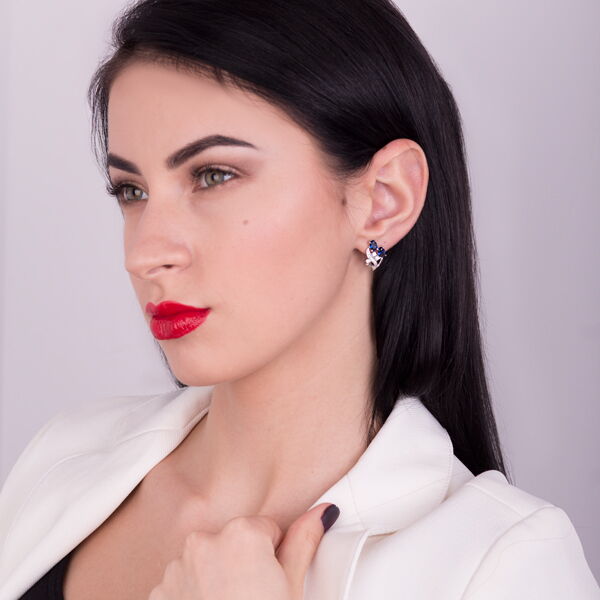 Золотые серьги с сапфиром Золотые серьги с сапфиром