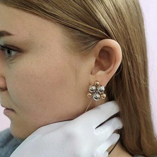 серьги золотые шарики из белого и красного золота серьги золотые шарики из белого и красного золота