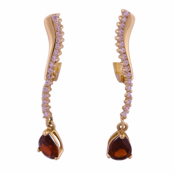 Золотые серьги с гранатом 510533 детальное изображение ювелирного изделия Золотые серьги с гранатом Золотые серьги с гранатом 510533 детальное изображение ювелирного изделия Золотые серьги с гранатом