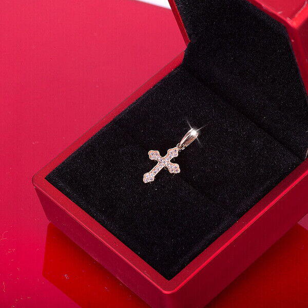 золотой крестик с фианитовой усыпкой золотой крестик с фианитовой усыпкой