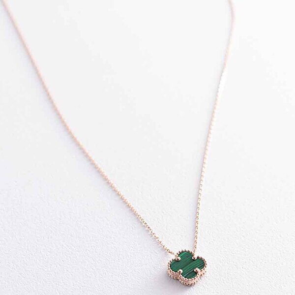 Колье из красного золота Клевер с малахитом 038583 детальное изображение ювелирного изделия Золотые колье с камнями Колье из красного золота Клевер с малахитом 038583 детальное изображение ювелирного изделия Золотые колье с камнями