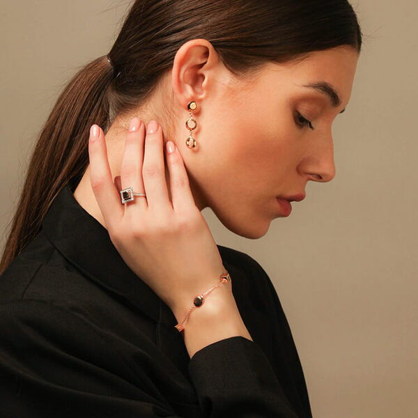 серьги пусеты с подвесным элементом серьги пусеты с подвесным элементом