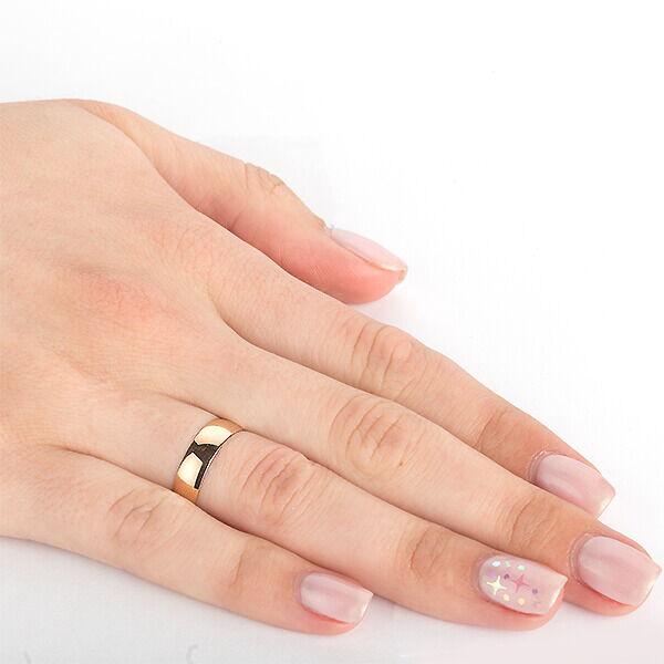 Золотое обручальное  кольцо Золотое обручальное  кольцо