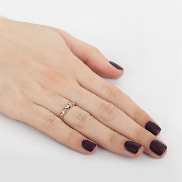 Кольцо в красном золоте с бриллиантами Кольцо в красном золоте с бриллиантами