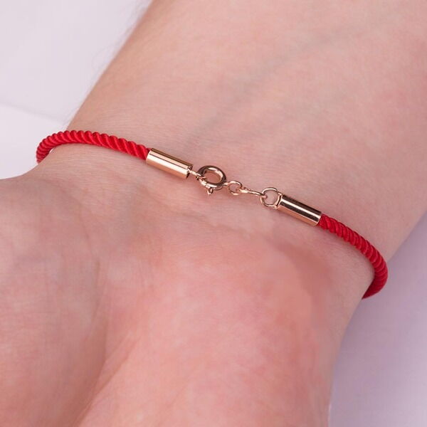 Кабала червона нитка з золотою застібкою 035350 детальне зображення ювелірного виробу Кабала червона нитка з золотою застібкою 035350 детальне зображення ювелірного виробу