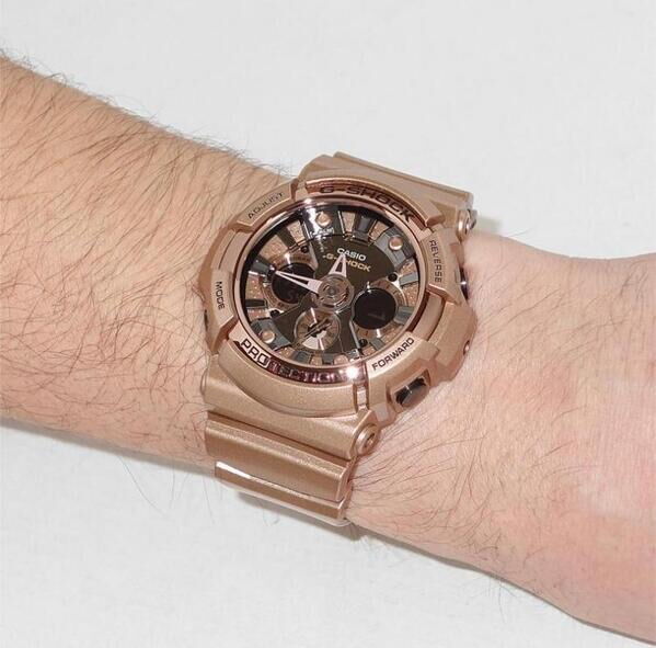 Годинник CASIO G-SHOCK GA-200GD-9BER (2 147) детальне зображення ювелірного виробу Годинник CASIO G-SHOCK GA-200GD-9BER (2 147) детальне зображення ювелірного виробу