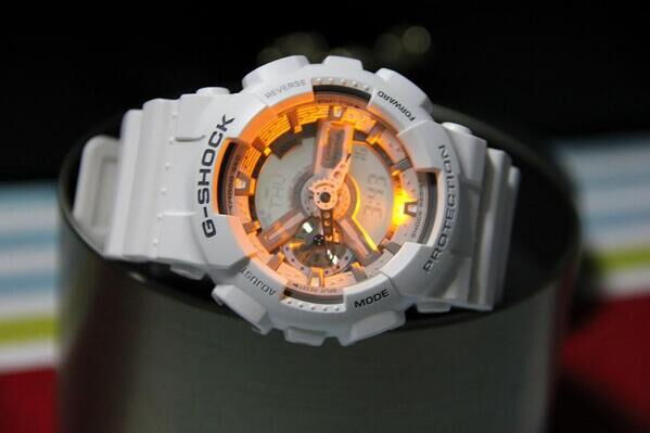Часы CASIO G-SHOCK GA-110C-7AER 9 Часы CASIO G-SHOCK GA-110C-7AER 9