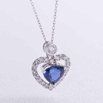 обзорное фото Золотое колье Сердце с сапфирами и бриллиантами 038790 Золотое колье с бриллиантами обзорное фото Золотое колье Сердце с сапфирами и бриллиантами 038790  Золотое колье с бриллиантами