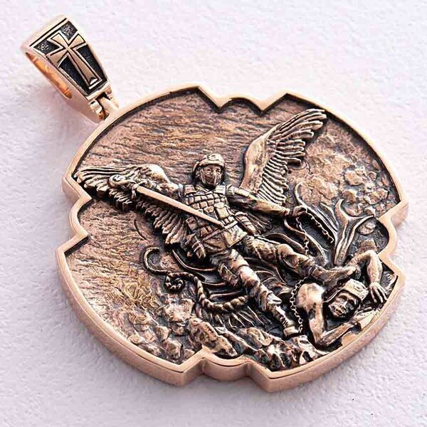 Кулон в красном золоте с чернением Непокоренные 039327 детальное изображение ювелирного изделия Золотые подвески без камней Кулон в красном золоте с чернением Непокоренные 039327 детальное изображение ювелирного изделия Золотые подвески без камней