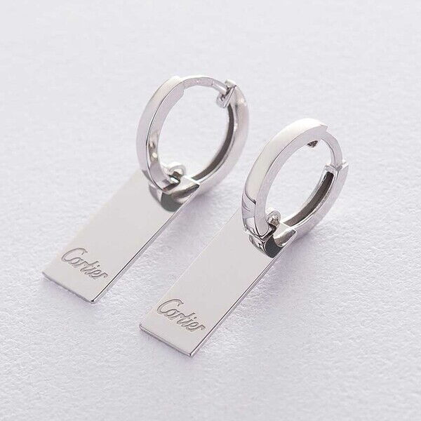 Золотые глянцевые серьги на английском застежке 038449 детальное изображение ювелирного изделия Золотые серьги без вставок Золотые глянцевые серьги на английском застежке 038449 детальное изображение ювелирного изделия Золотые серьги без вставок