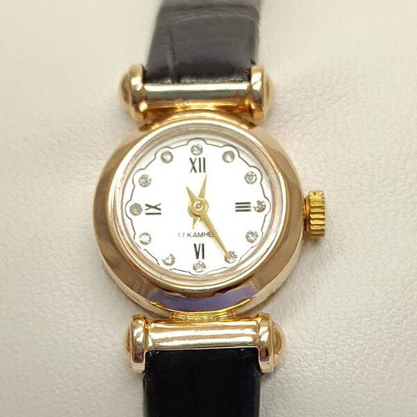 Жіночий золотий годинник з шкіряним ремінцем 036124 детальне зображення ювелірного виробу Жіночий золотий годинник з шкіряним ремінцем 036124 детальне зображення ювелірного виробу