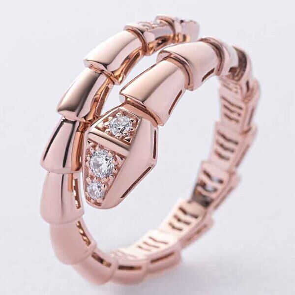 Жесткое кольцо в красном золоте Змея с фианитами 039060 детальное изображение ювелирного изделия Золотые кольца с фианитом Жесткое кольцо в красном золоте Змея с фианитами 039060 детальное изображение ювелирного изделия Золотые кольца с фианитом