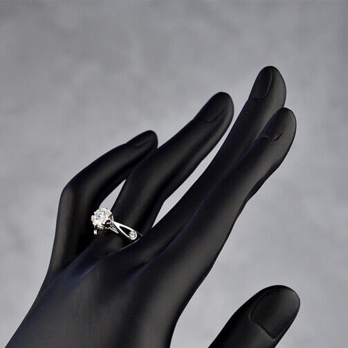 кольцо с бриллиантом кольцо с бриллиантом