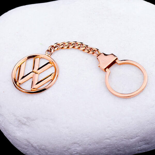 Брелок с логотипом Volkswagen из золота 585 пробы 032998 детальное изображение ювелирного изделия Брелок из золота Брелок с логотипом Volkswagen из золота 585 пробы 032998 детальное изображение ювелирного изделия Брелок из золота