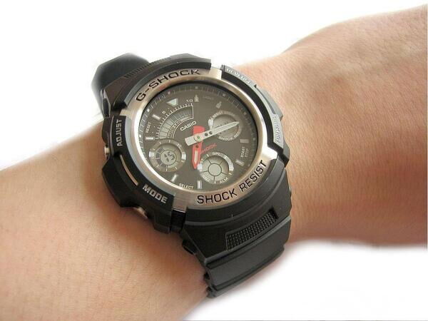 Часы CASIO G-SHOCK AW-590-1AER-5 Часы CASIO G-SHOCK AW-590-1AER-5