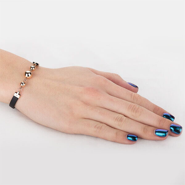 Золотой браслет каучук