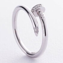 обзорное фото Кольцо в виде гвоздя с бриллиантами в белом золоте 585 пробы 039923 Золотые кольца с бриллиантами обзорное фото Кольцо в виде гвоздя с бриллиантами в белом золоте 585 пробы 039923  Золотые кольца с бриллиантами