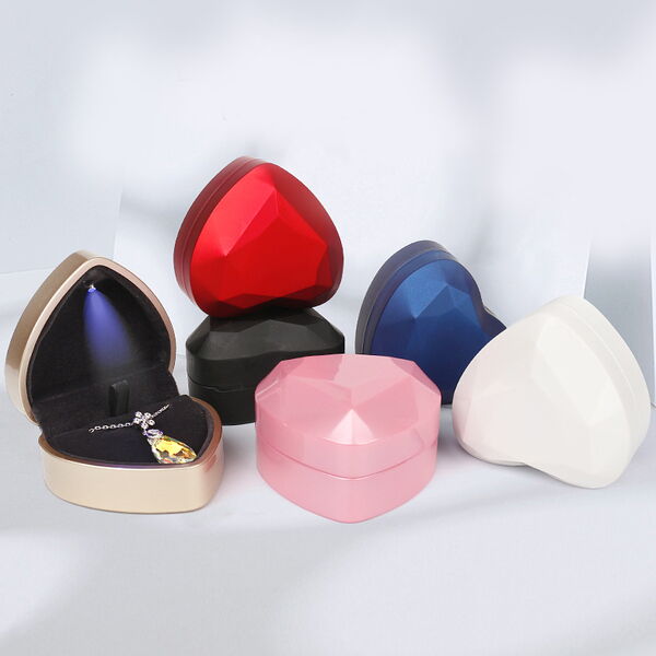 037512 (2) 037512 (2)