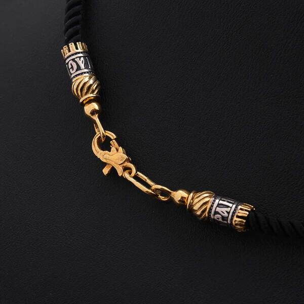 Шелковый черный шнурок с позолоченым замком 027117 Шелковый черный шнурок с позолоченым замком 027117