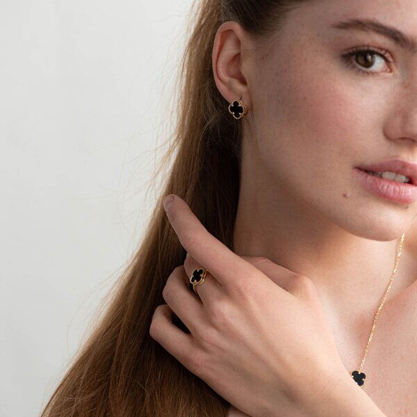 кольцо клевер с эмалью кольцо клевер с эмалью