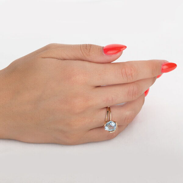 Золотое кольцо с топазом Золотое кольцо с топазом