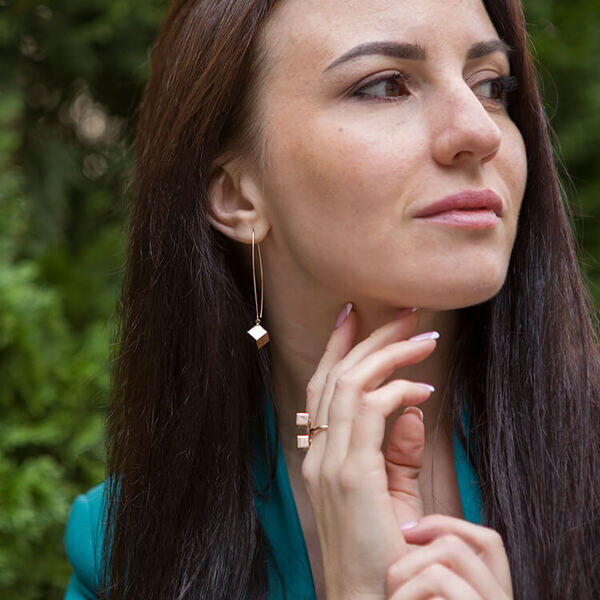 стильное золотое кольцо стильное золотое кольцо