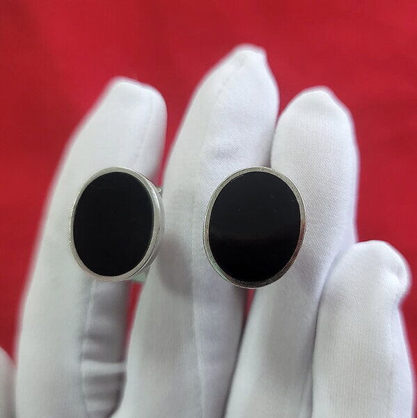 серебряные запонки овальные с черной эмалью серебряные запонки овальные с черной эмалью