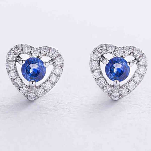 Золотые серьги сердечки с сапфирами и бриллиантами 038712 детальное изображение ювелирного изделия Золотые серьги с бриллиантами Золотые серьги сердечки с сапфирами и бриллиантами 038712 детальное изображение ювелирного изделия Золотые серьги с бриллиантами