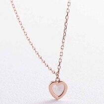 обзорное фото Золотое колье Сердечко с перламутром 038775  Золотые колье с камнями обзорное фото Золотое колье Сердечко с перламутром 038775   Золотые колье с камнями